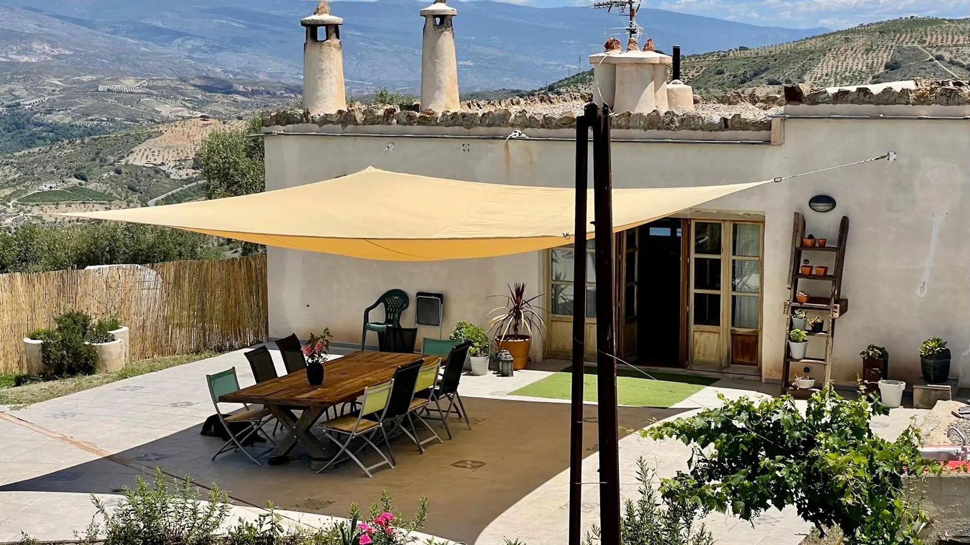 Entire Vineyard Villa With Pool Lobras Holiday home
